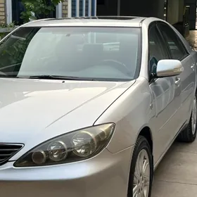 Toyota Camry 2005