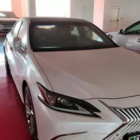 Lexus ES 350 2018