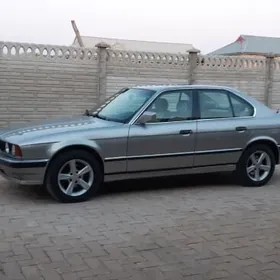BMW 525 1992