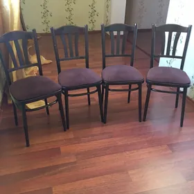 стулья