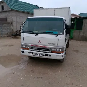 Mitsubishi Canter 2004