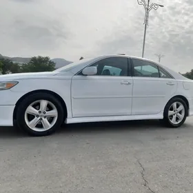 Toyota Camry 2011
