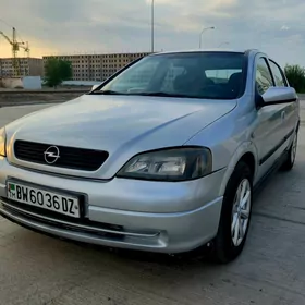 Opel Astra 2002