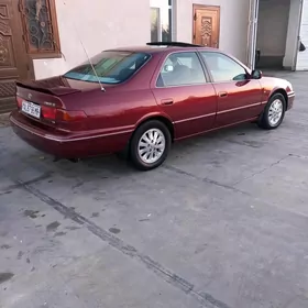 Toyota Camry 2000