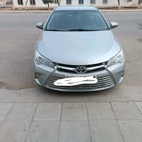 Toyota Camry 2017