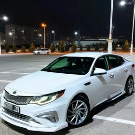 Kia K5 2020
