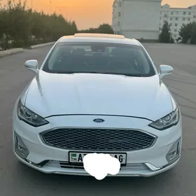 Ford Fusion 2019