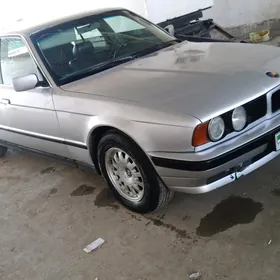 BMW 525 1992