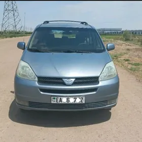 Toyota Sienna 2004