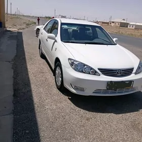 Toyota Camry 2004