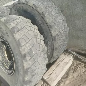 Teker 425/85R21