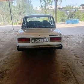 Lada 2107 1986