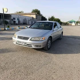 Toyota Camry 2001