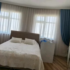 Taze Mir 8 4 komnat srocna