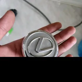 Lexus Diska kryşka