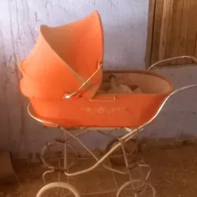 КОЛЯСКА