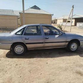 Opel Vectra 1988