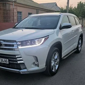 Toyota Highlander 2018