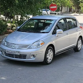 Nissan Versa 2010