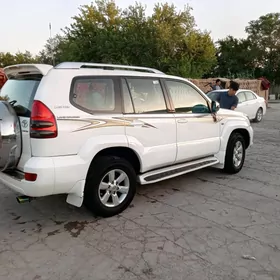 Toyota Land Cruiser Prado 2005