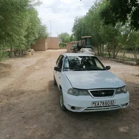 Daewoo Nexia 2011