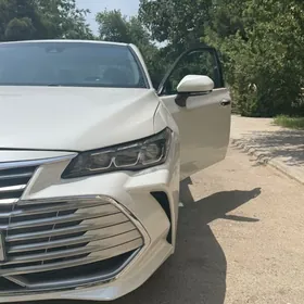 Toyota Avalon 2020