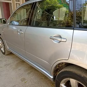 Mitsubishi Outlander 2003