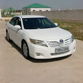 Toyota Camry 2010