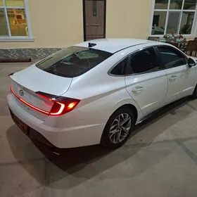 Hyundai Sonata 2021