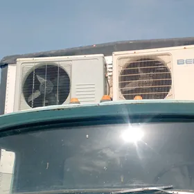 Zil 130 1990