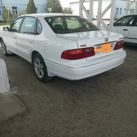 Toyota Avalon 1999