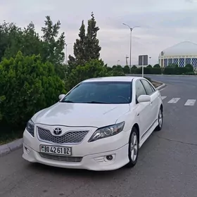 Toyota Camry 2010