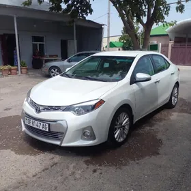 Toyota Corolla 2015