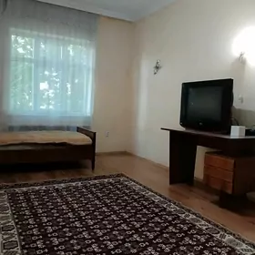 3 ком 2 эт Ким район 15 школа