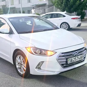 Hyundai Elantra 2018