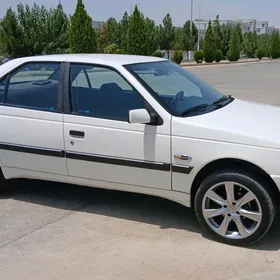 Peugeot 405 2007