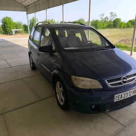 Opel Zafira 2005