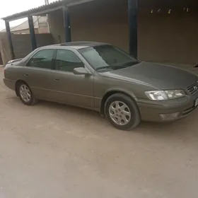 Toyota Camry 1997