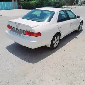 Toyota Camry 1999