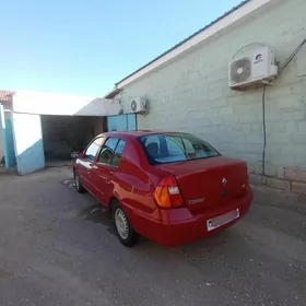 Renault Clio 2004