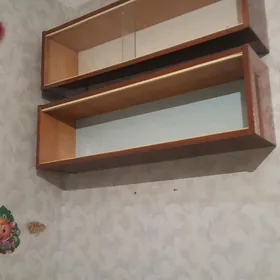 Продаю книжные полки