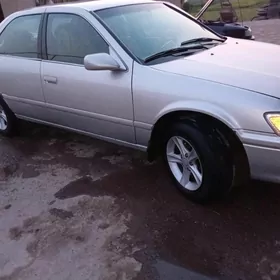 Toyota Camry 1998