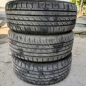 215 55 17 Teker 3 sany