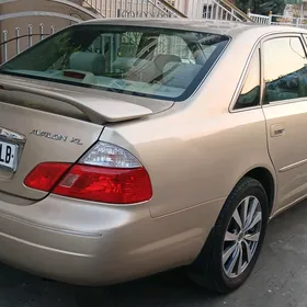 Toyota Avalon 2004