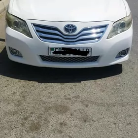 Toyota Camry 2010