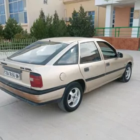 Opel Vectra 1989