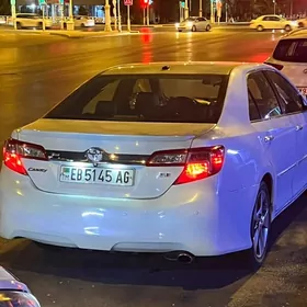 Toyota Camry 2012