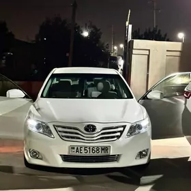Toyota Camry 2010