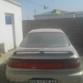 Toyota Carina 1992