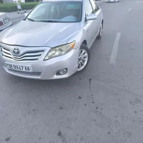 Toyota Camry 2011